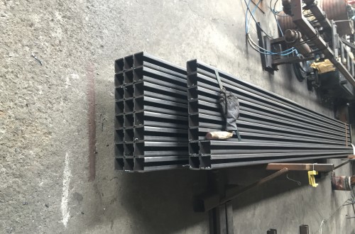 懸掛鏈輸送機-直軌